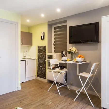 Nice Cozy Studio Close To The City-center - - Welkeys 比亚里茨
